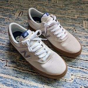 Men's New Balance Sneakers Size 11